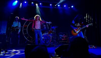 Led Zeppelin Tribute "Houses Of The Holy"
